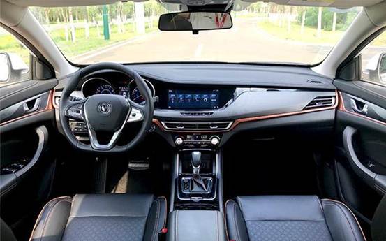 新車，全新捷豹E-PACE上市,全新逸動XT預售價，國產凱迪拉克XT4上市