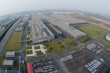 佛山的一汽-大眾華南基地早于2013年9月25日便已建成投產