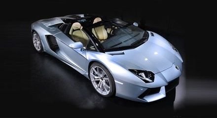 接下來Aventador將成為首款混合動力V12蘭博基尼