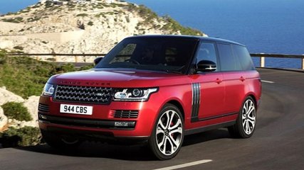 路虎攬勝在成都國際金融中心IFS商場開啟了一場極具跨界風尚的圣誕集市