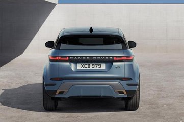 2019款路虎極光在英國發布亮相引發國內眾人熱議