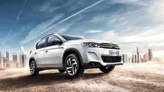 新C3-XR的內外得到了高度的統一 保持家族化設計