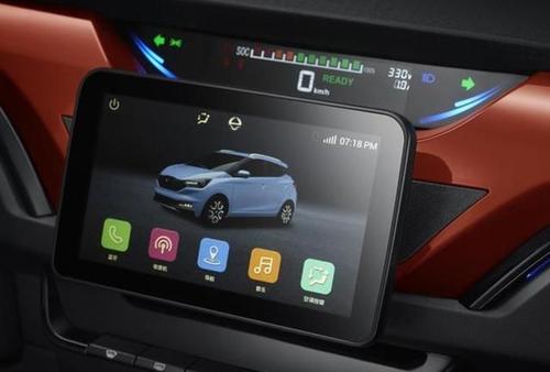 超高配置與續航能否兼得 易至EV3續航充電實測