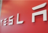 特斯拉發布了第二季度財報。預期中的盈利并沒有出現，依舊是虧損