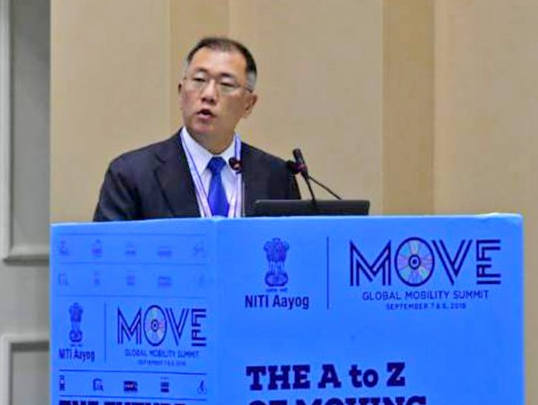 鄭義宣副會(huì)長(zhǎng)“現(xiàn)代汽車，智能手機(jī)解決方案提供企業(yè)轉(zhuǎn)