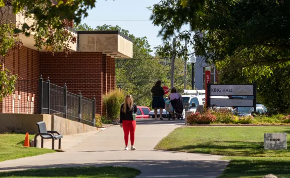 堪薩斯州的學院繼續出現入學率下降的現象