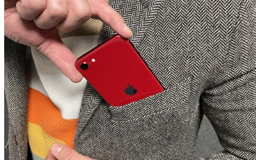 新的泄漏揭示了蘋果下一代緊湊型手機的細節