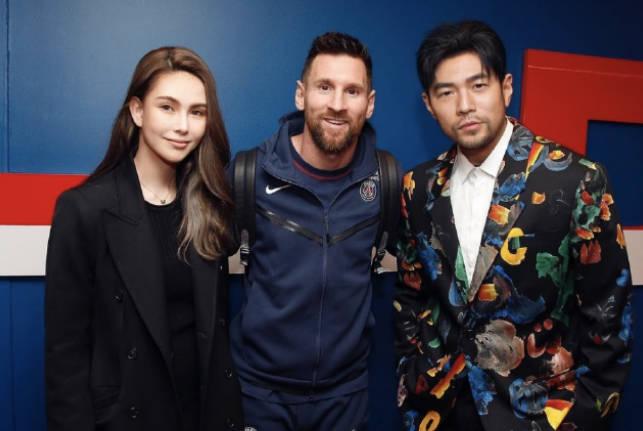 周杰倫曬出與梅西的合影：很榮幸見到足壇傳奇人物