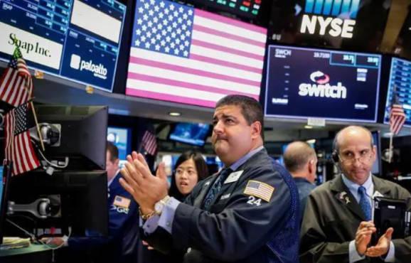 一夜狂歡！歐美股市集體大漲、油價(jià)漲、金價(jià)漲……發(fā)生了什么？