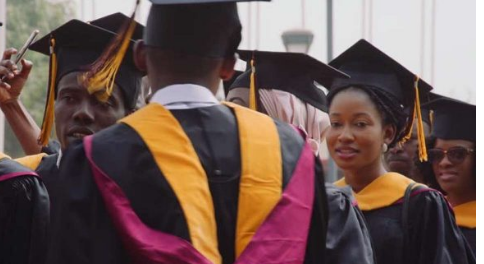 校長VC等人敦促泰達畢業生建立人脈提前謀劃