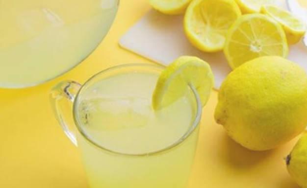 如何清洗衣服上的鐵銹？