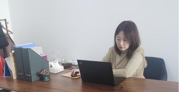 陪診員遇白血病家庭大哭不忍收錢(qián)