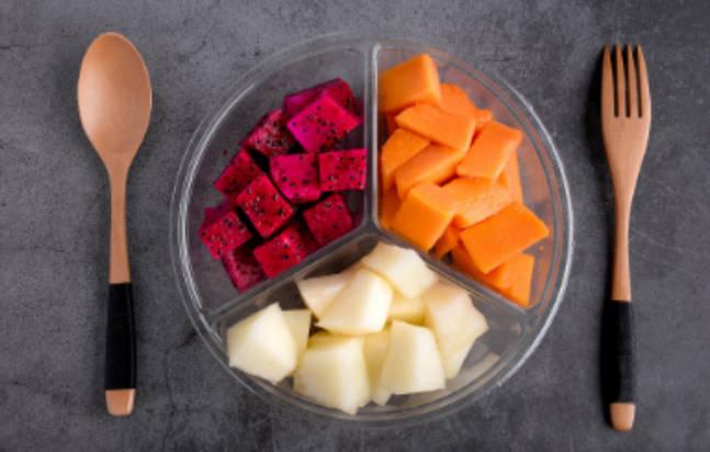 但腸胃不適者應避免吃哪些水果？