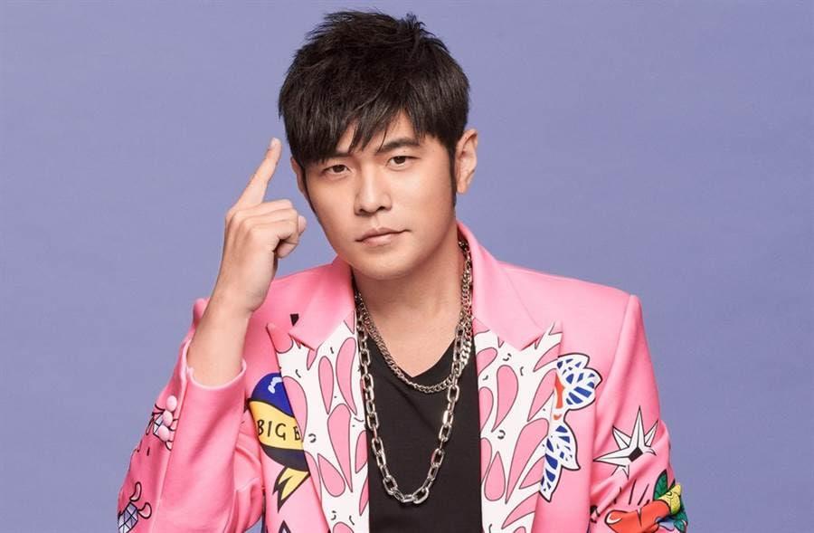 時隔3年，周杰倫“現場”開唱，點贊破10億！鹿晗也同天開唱，熱搜爆了