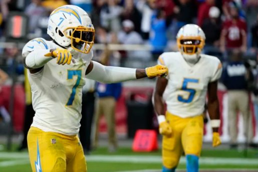 赫伯特帶領閃電隊以 25-24 戰勝紅雀隊