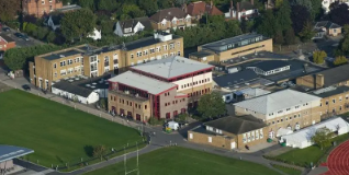 圣瑪麗克羅斯比預備學校TheMount的學生一直熱切地參與學校的MountEden項目