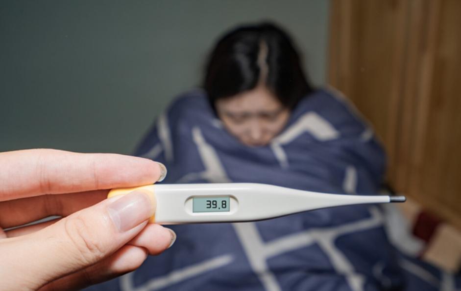 張文宏：或出現數波新冠流行