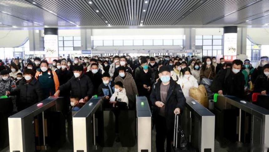 旅客錯峰出行 春運客流平穩有序