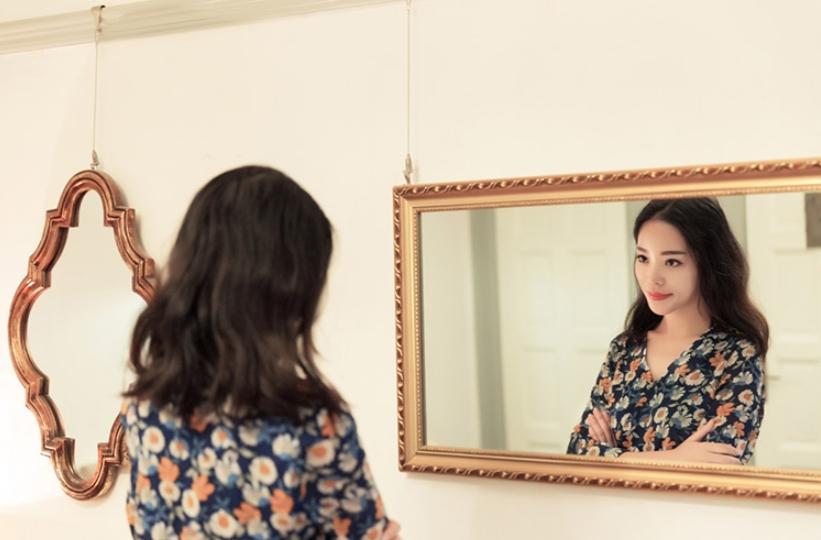 桂林一酒吧衛(wèi)生間疑裝雙面鏡（男士在入廁時(shí)可以看見(jiàn)女廁洗手臺(tái)）