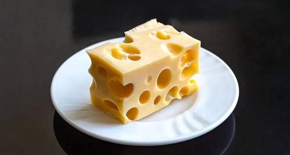 奶酪行業再現不正當競爭，奶酪博士因損害競對聲譽被罰10萬（發布虛假誤導性信息）