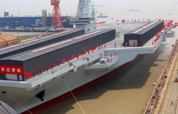 人民海軍迎來三航母時代！福建艦預計下半年進行海試