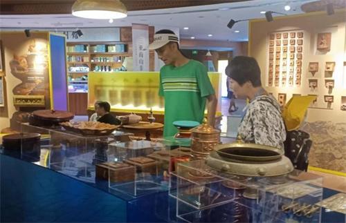 海南三亞南山非遺節(jié)展示多樣非遺魅力