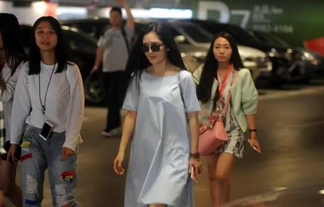 謝娜、李維嘉、吳昕等嘉賓錄制新綜藝，期待他們的精彩表現(xiàn)！