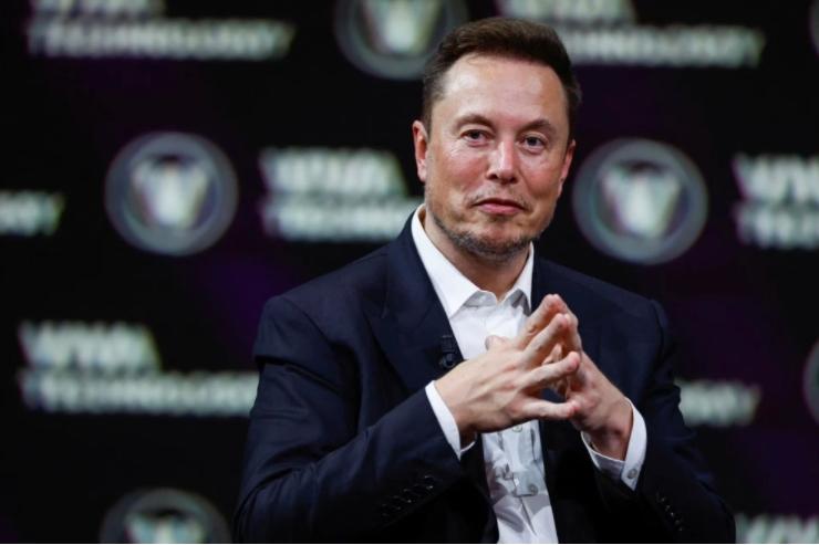 馬斯克談人工智能監管、推特改變、Neuralink首例植入手術和特斯拉市值