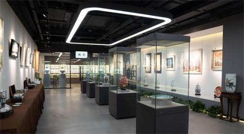 博愛殘疾人陶藝作品拍賣會：用陶藝點亮殘疾人就業夢想