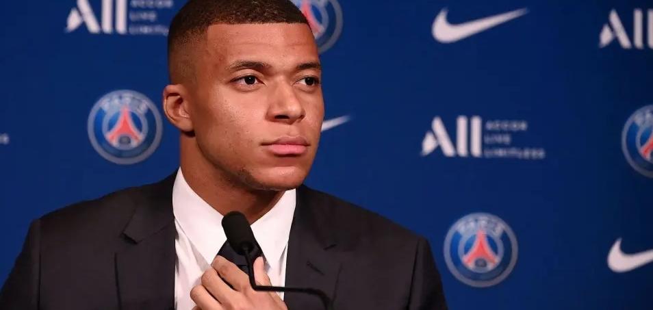 皇馬向巴黎圣日耳曼報價姆巴佩，引發爭議與不滿