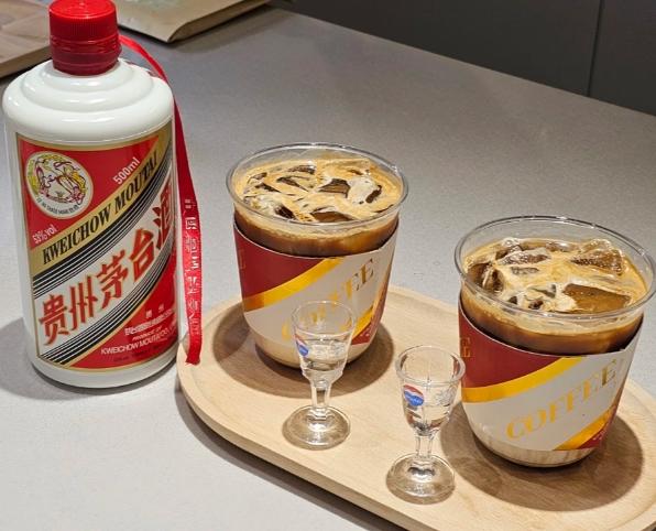 醬香拿鐵：網友爭相品鑒，被譽為玫瑰腐乳汁的神奇口味