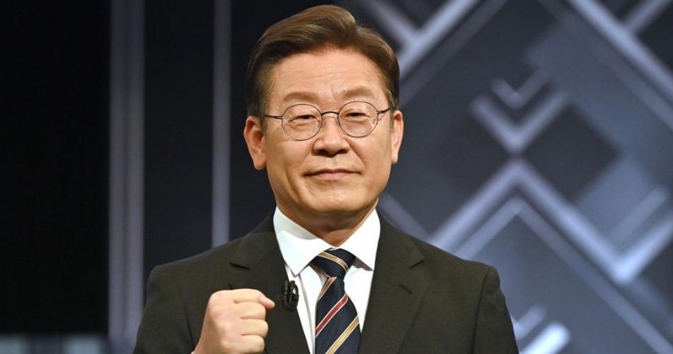 韓國政壇風云：李在明絕食示威引發激烈示威活動和調查