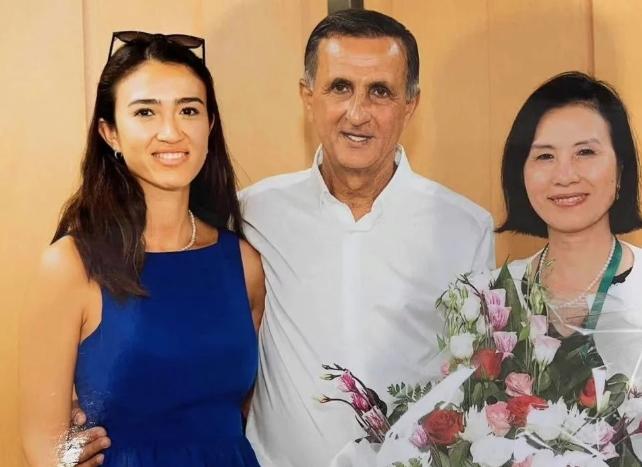 哈馬斯綁架中以混血女孩，父母呼吁女兒平安歸來