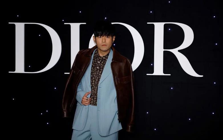 周杰倫感謝Taylor Swift送的演唱會(huì)門票，跨界音樂(lè)界溫暖互動(dòng)