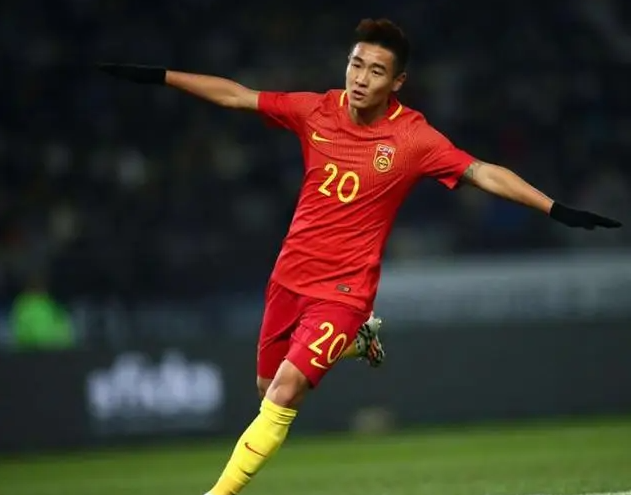 華中科技大學2024年保送錄取優秀運動員名單發布：足球運動員韋世豪加盟引熱議