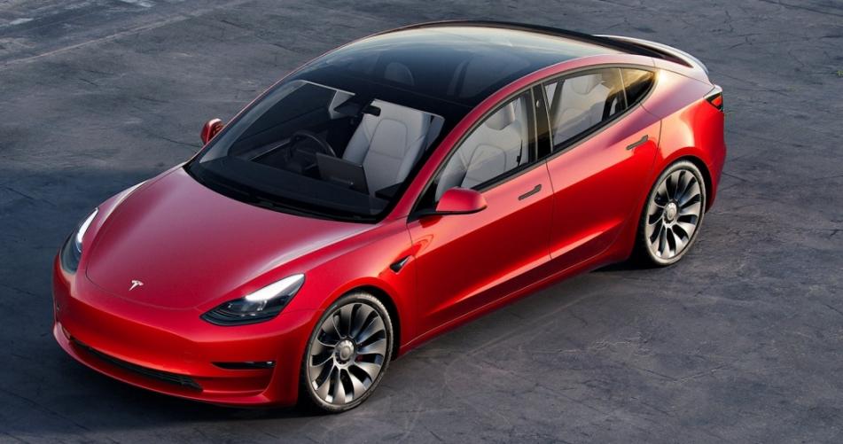 特斯拉中國市場調價引發熱議：消費者應對策略與競爭分析