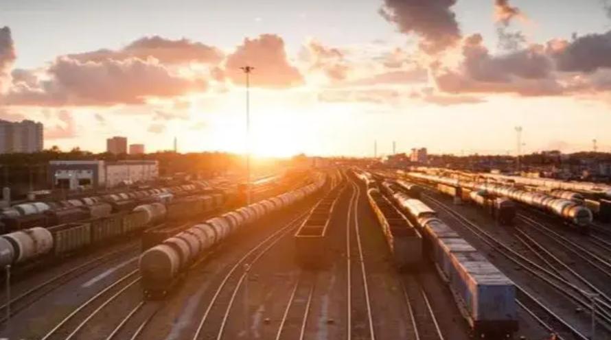五一假期火車票今日開售，搶票大戰(zhàn)即將打響！