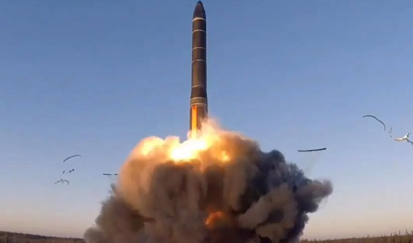 美軍試射民兵-3洲際導彈，展示核戰備狀態